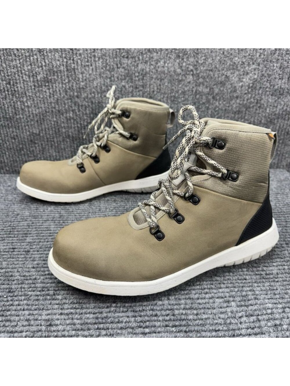 BOGS Cypress Lace ST Work Boots Women's 9.5 Tan Taupe Leather Composite Toe